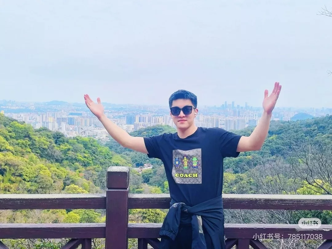 코치 그래픽 프린트 코튼 반소매 티셔츠 상세 이미지 12
