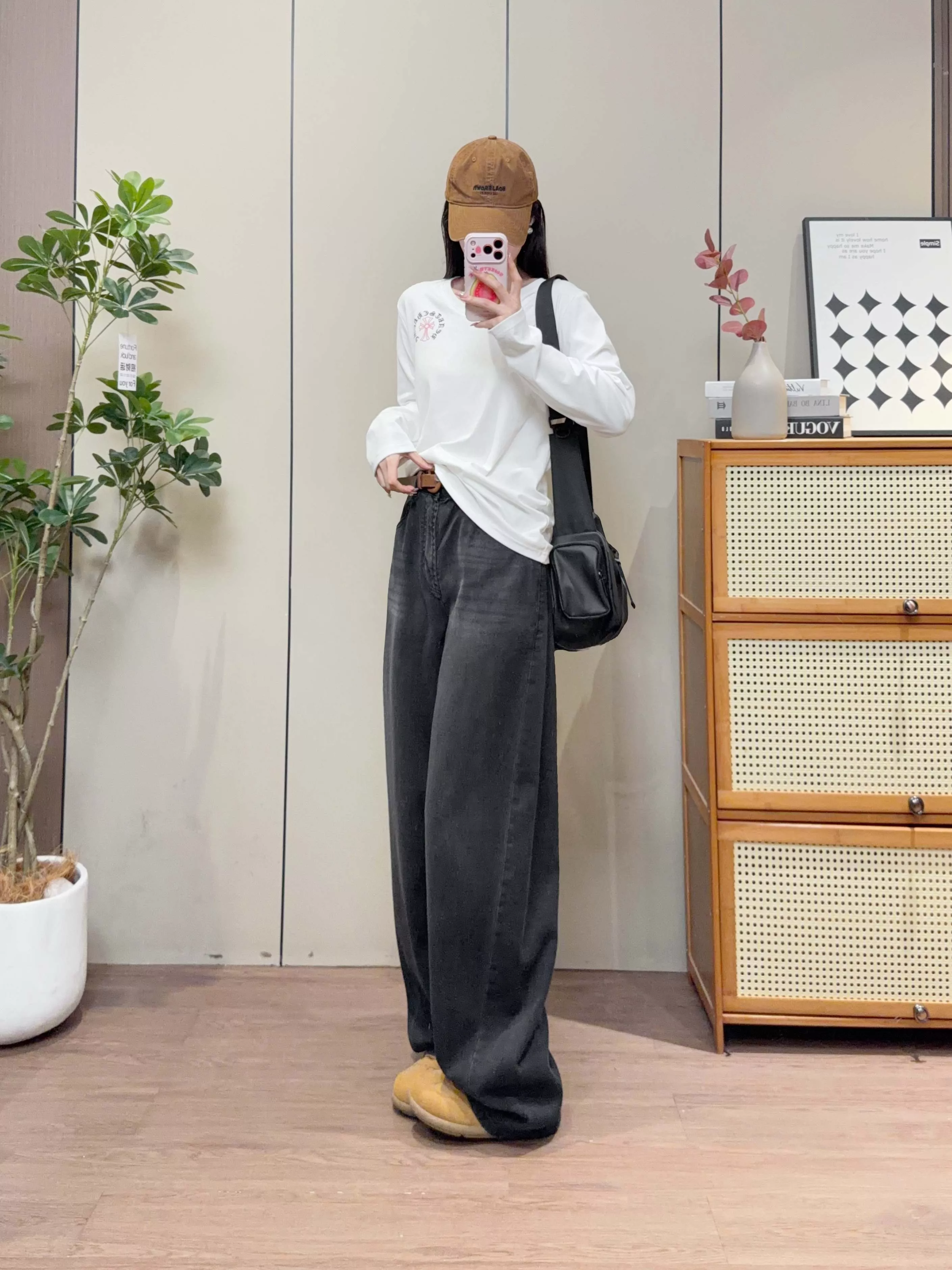 알렉산더왕 워싱 워터드롭 장식 커브드 데님 팬츠 상세 이미지 29