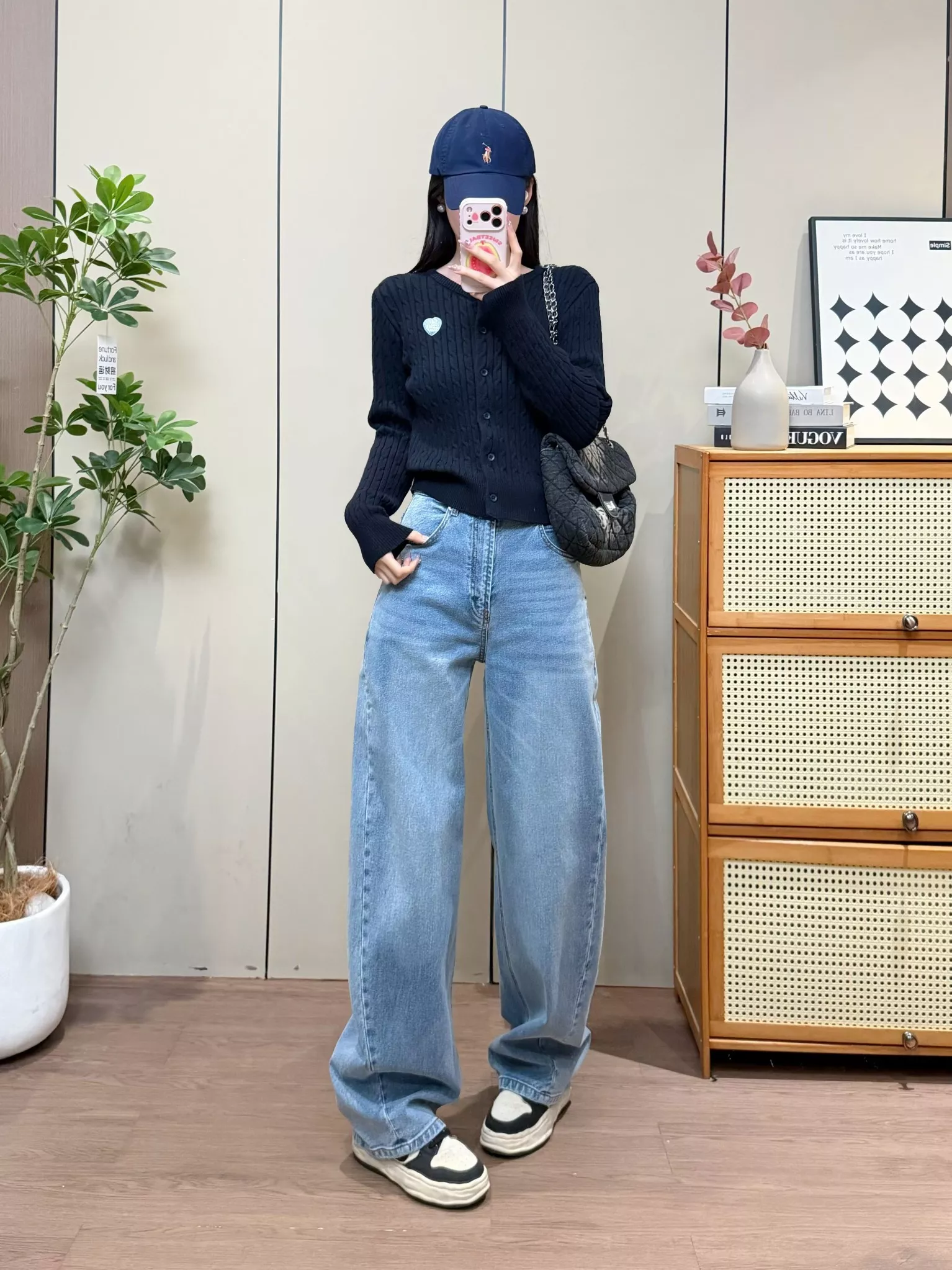 알렉산더왕 워싱 워터드롭 장식 커브드 데님 팬츠 상세 이미지 36