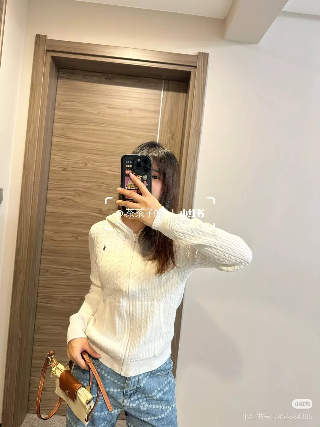 body_5f6eb4e8d940e81d.webp