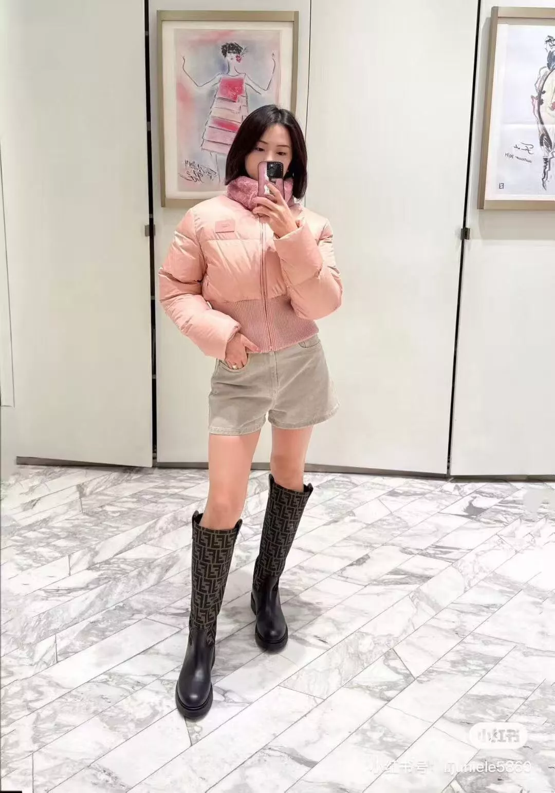 펜디 탈부착 퍼칼라 로고 패치 쇼트 패딩 재킷 상세 이미지 28