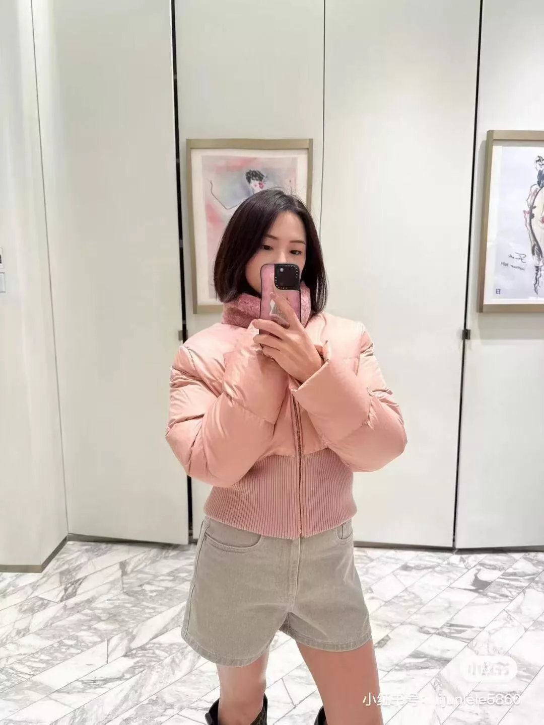 펜디 탈부착 퍼칼라 로고 패치 쇼트 패딩 재킷 상세 이미지 25