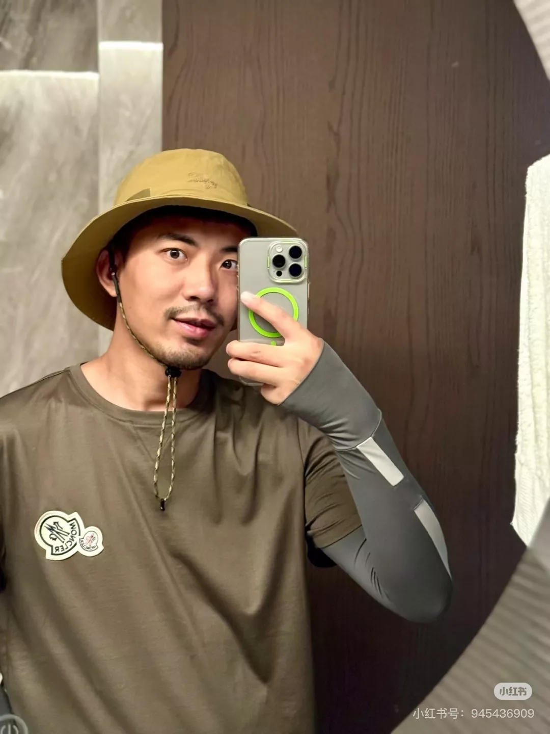 몽클레어 로고 패치 코튼 저지 반소매 티셔츠 상세 이미지 11