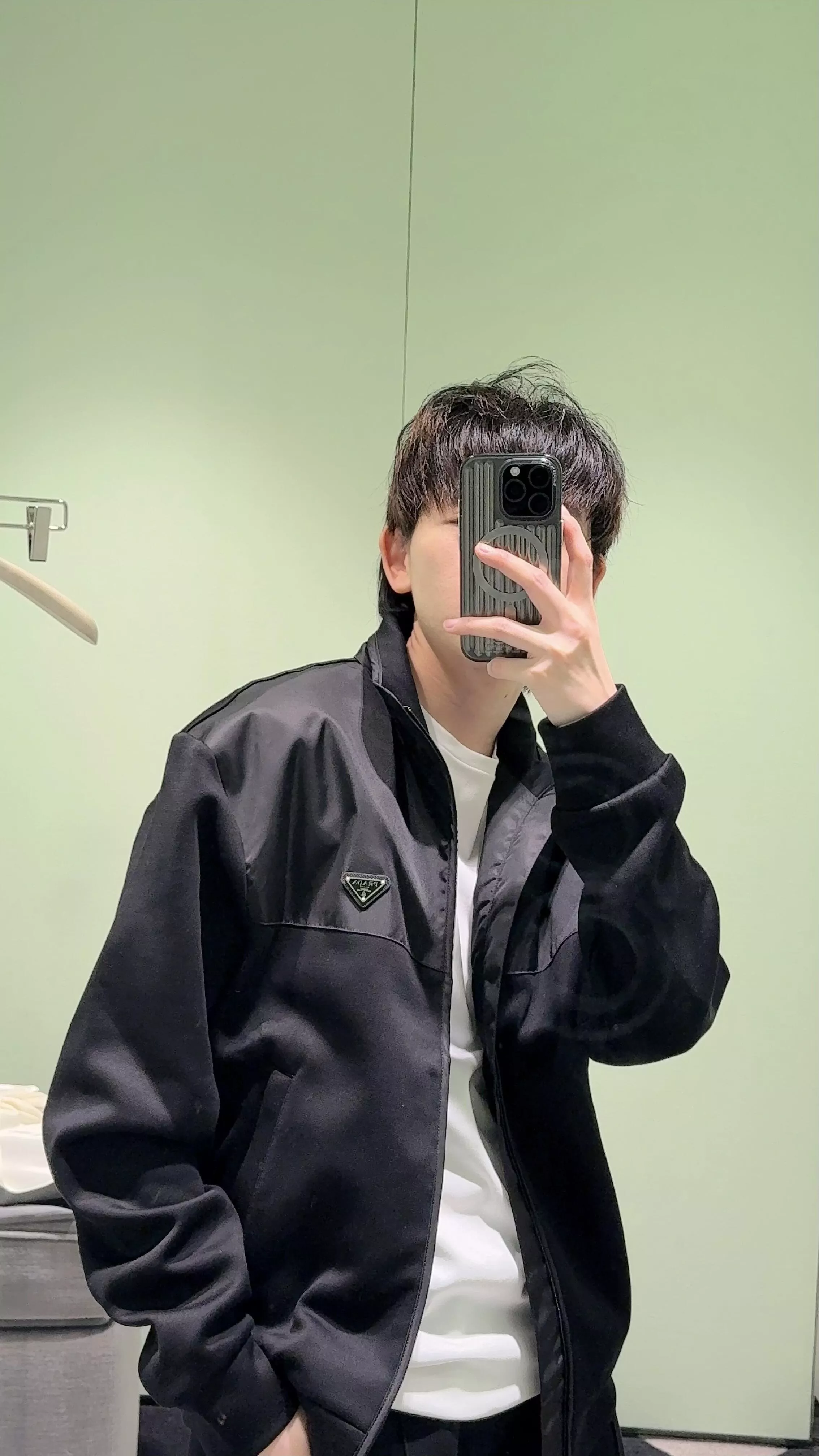 프라다 리나일론 디테일 코튼 플리스 집업 재킷 상세 이미지 20