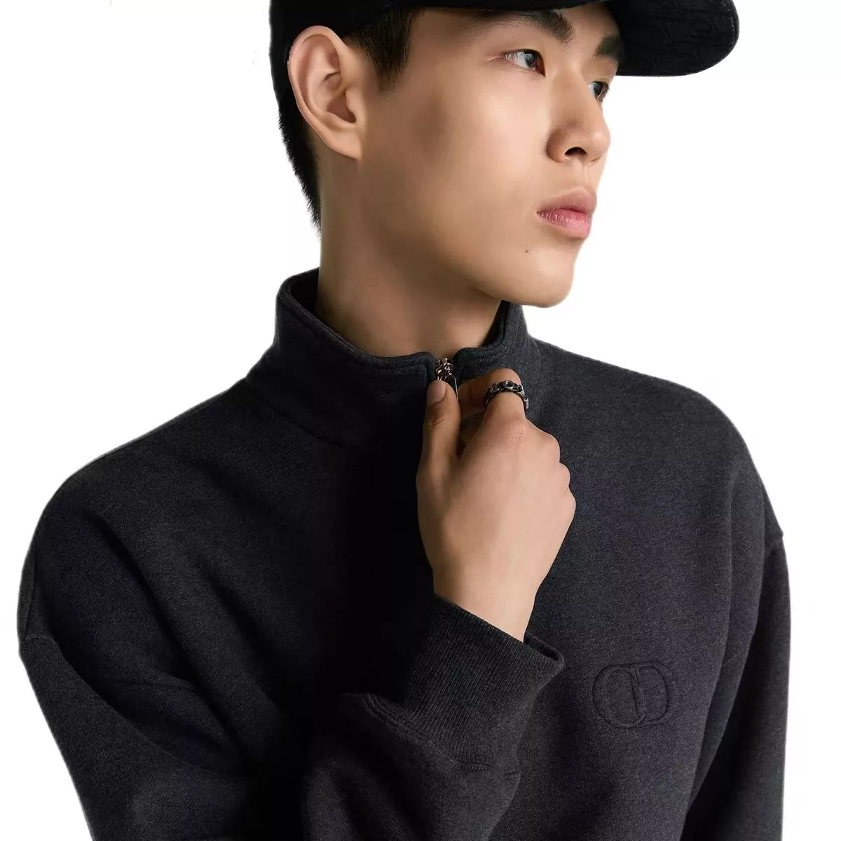 디올 반집업 긴소매 맨투맨 니트 상세 이미지 18