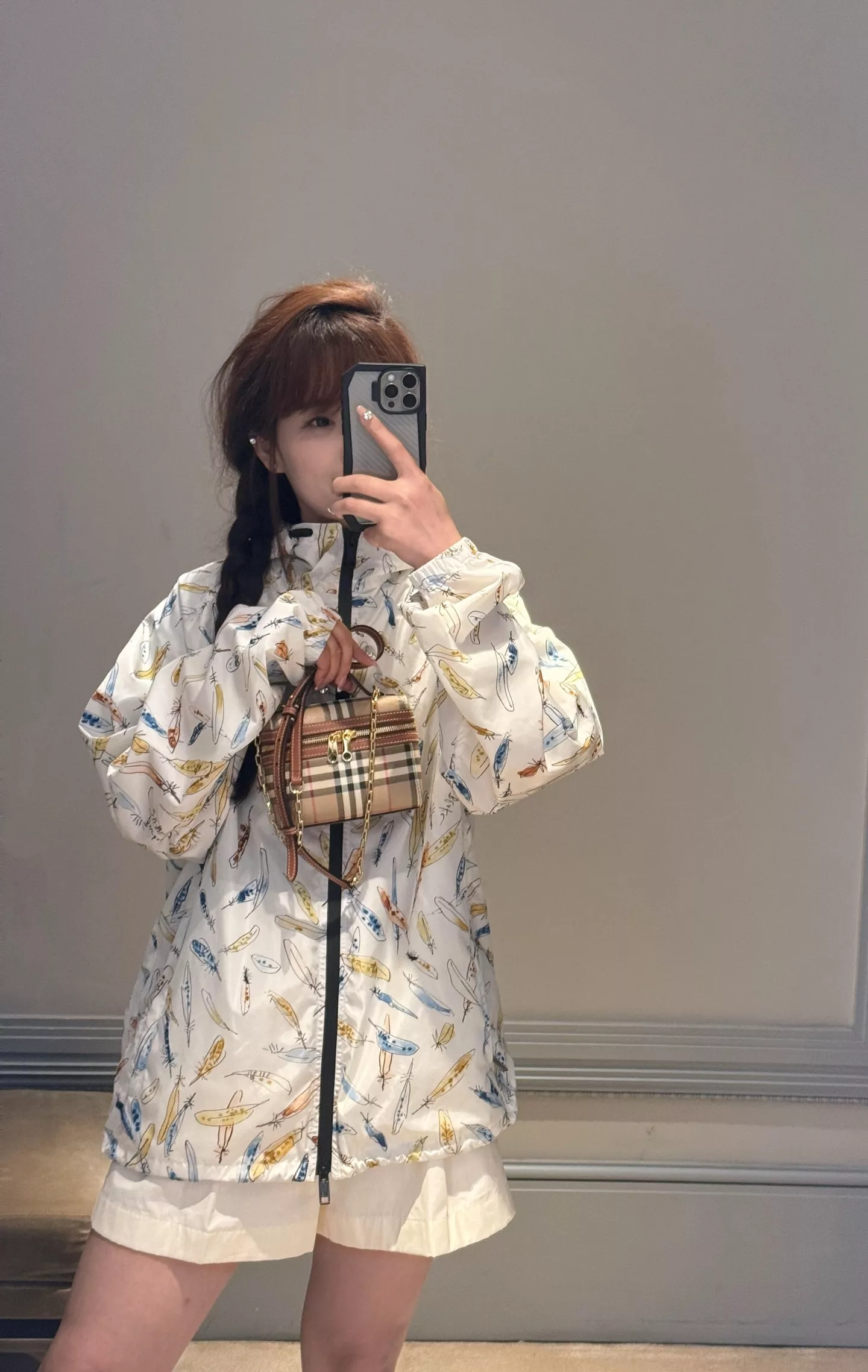 버버리 깃털 프린트 나일론 클랩튼 후드 재킷 상세 이미지 21