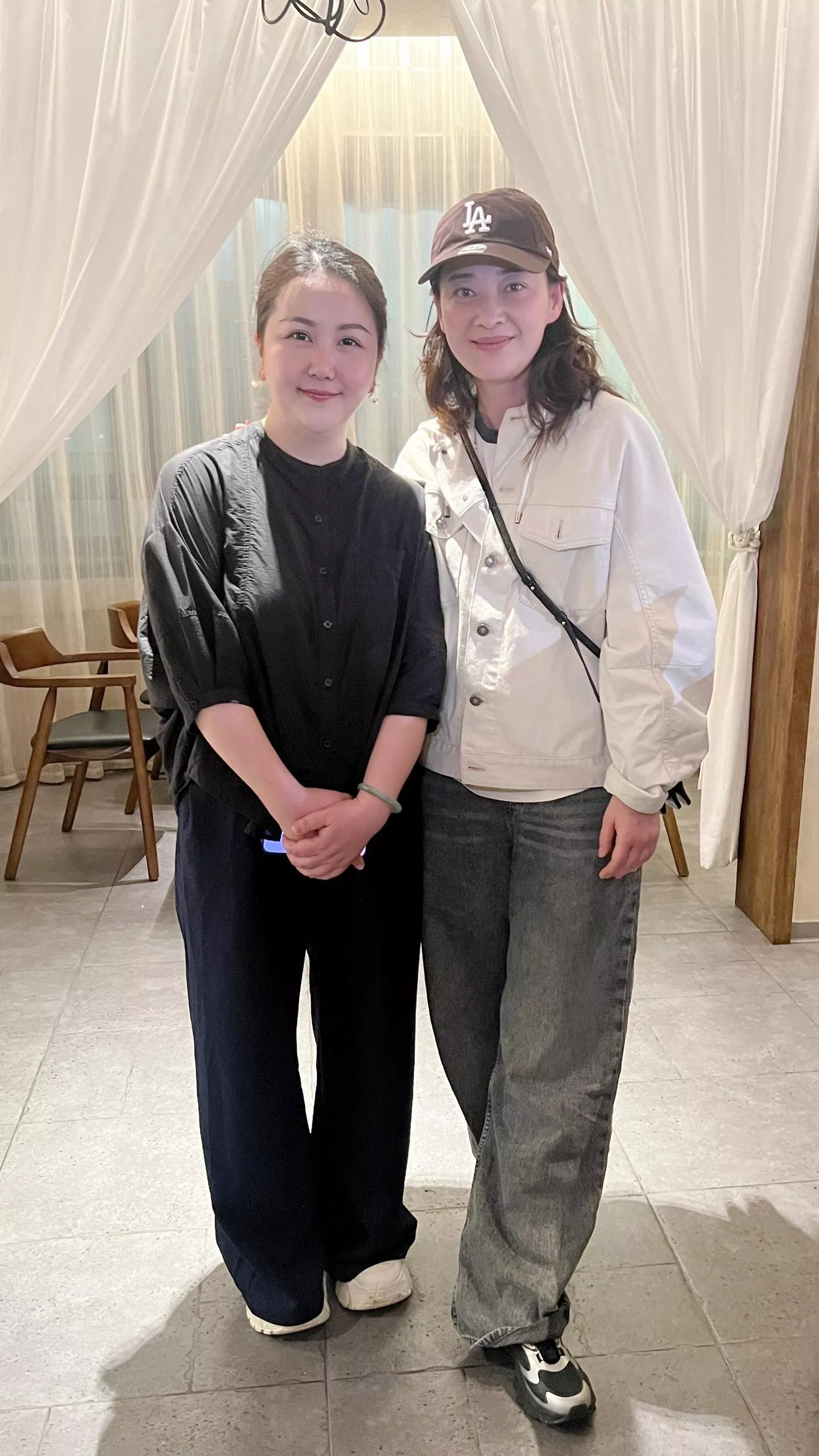 디올 오버사이즈 후드 버튼 재킷 상세 이미지 20