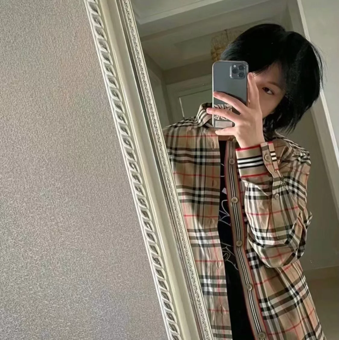 버버리 체크 패턴 스트라이프 트림 긴소매 셔츠 상세 이미지 11
