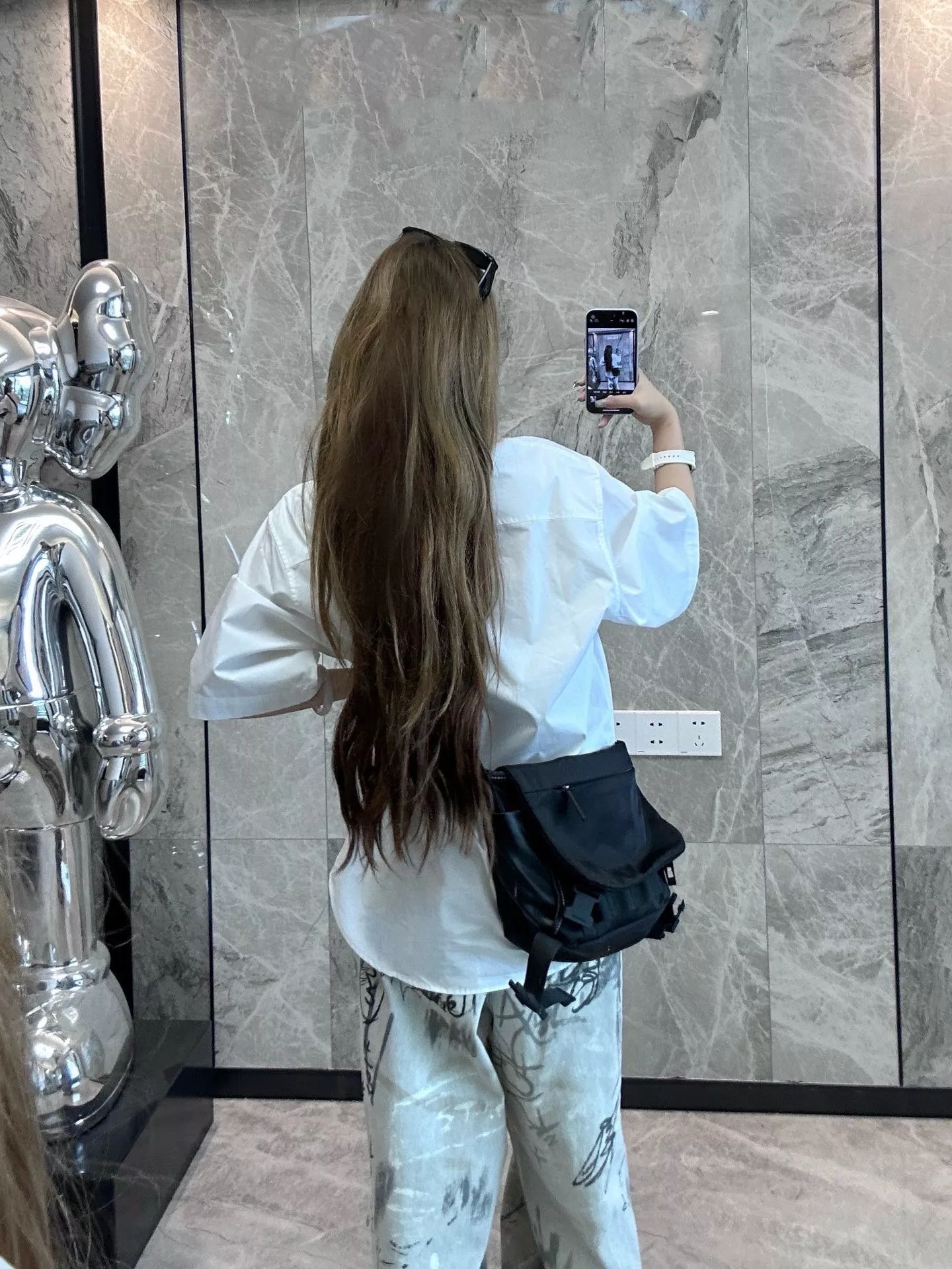 구찌 24SS 방패형 G 레터 압착 반소매 셔츠 상세 이미지 19
