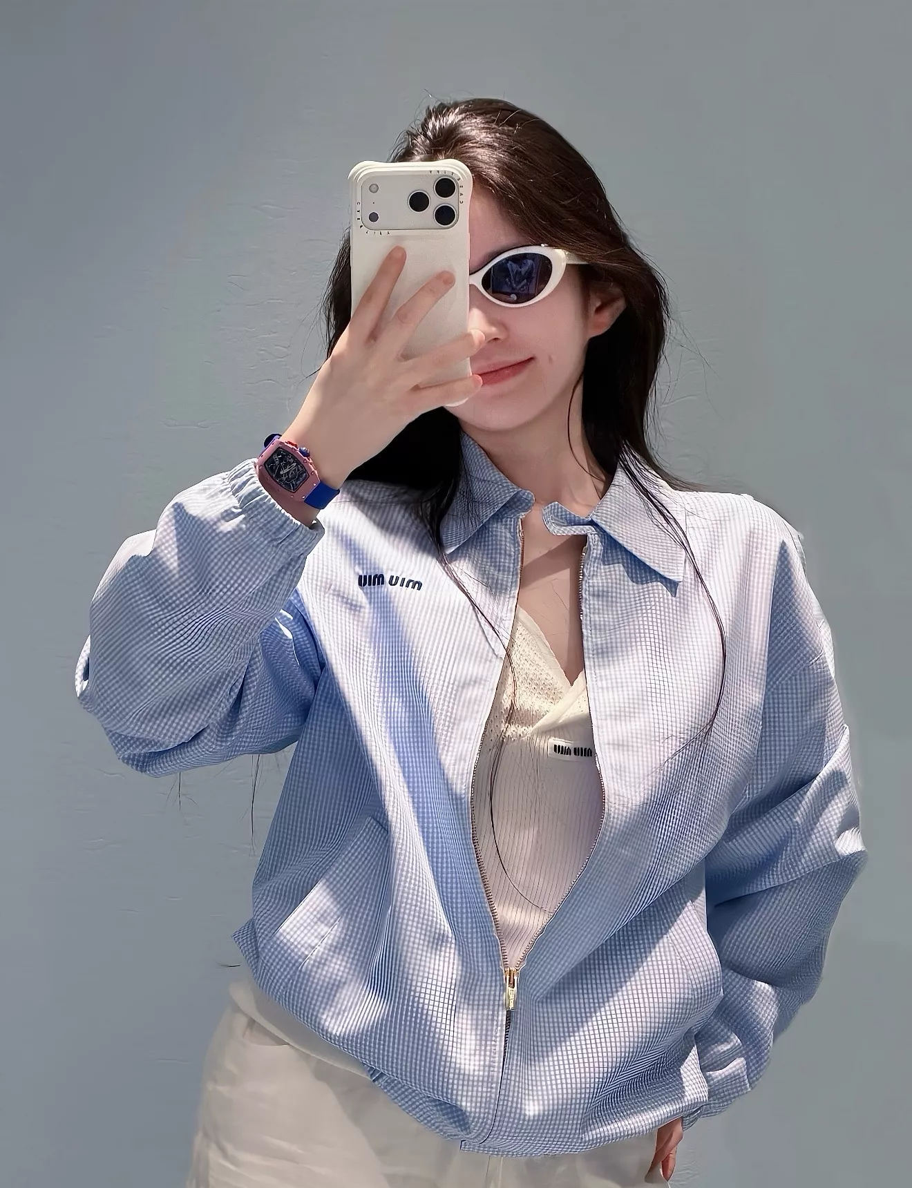 미우미우 라이트블루 깅엄 체크 자수 집업 재킷 상세 이미지 16