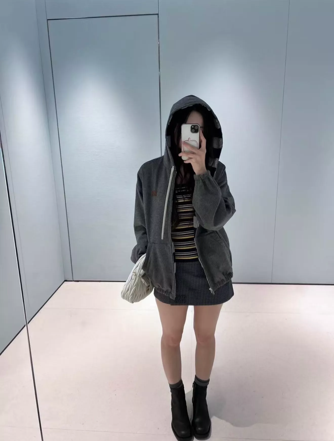 미우미우 스트라이프 양면 니트 후드 재킷 상세 이미지 13