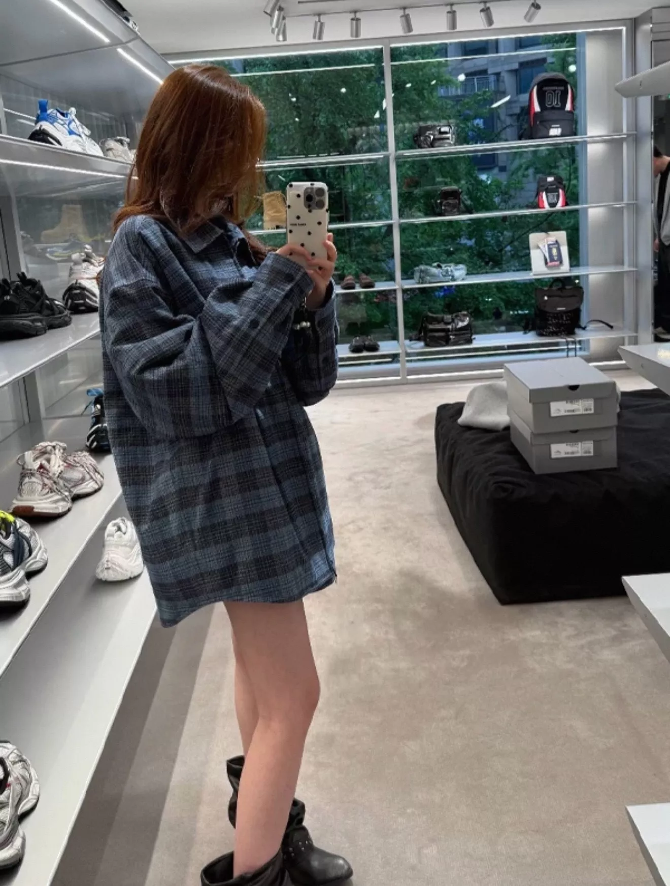 발렌시아가 블루그레이 체크 퀼팅 셔츠 재킷 상세 이미지 15