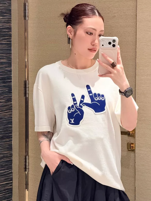 루이비통 로고 패치 자수 코튼 반소매 티셔츠 상세 이미지 19