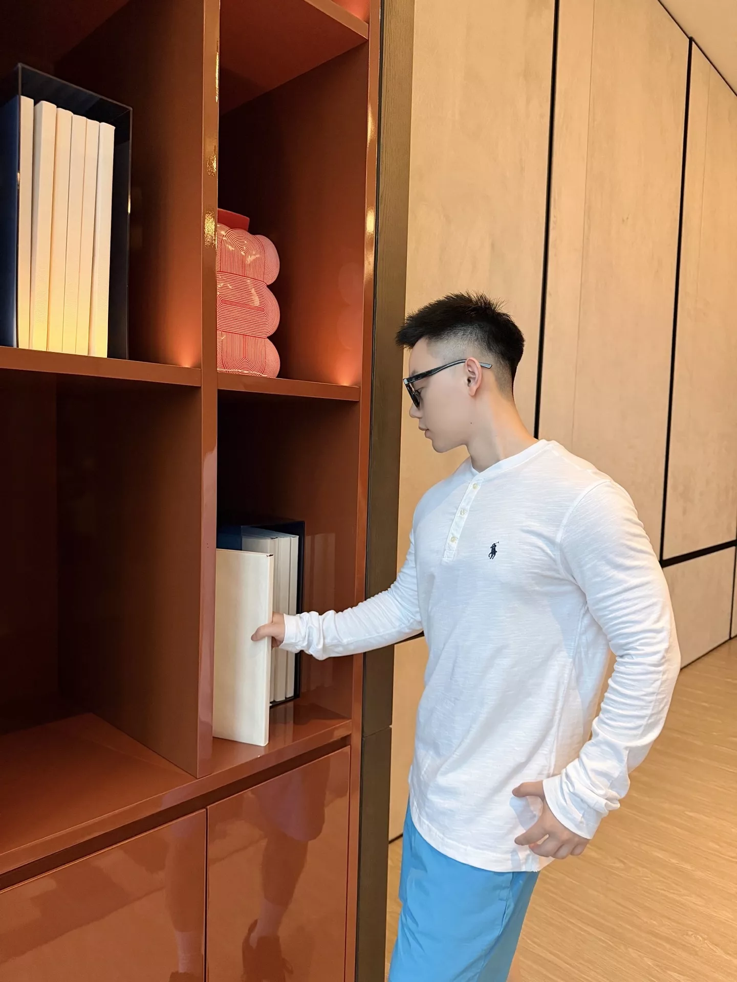 랄프로렌 자수 헨리넥 슬럽 긴소매 티셔츠 상세 이미지 14