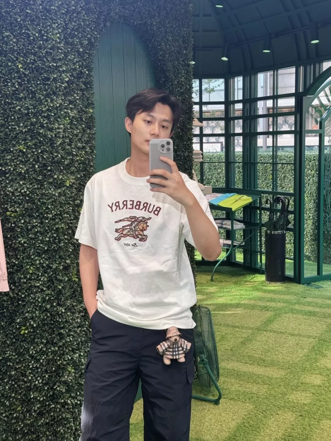 버버리 체크 기사 로고 자수 원형넥 반소매 티셔츠 상세 이미지 16