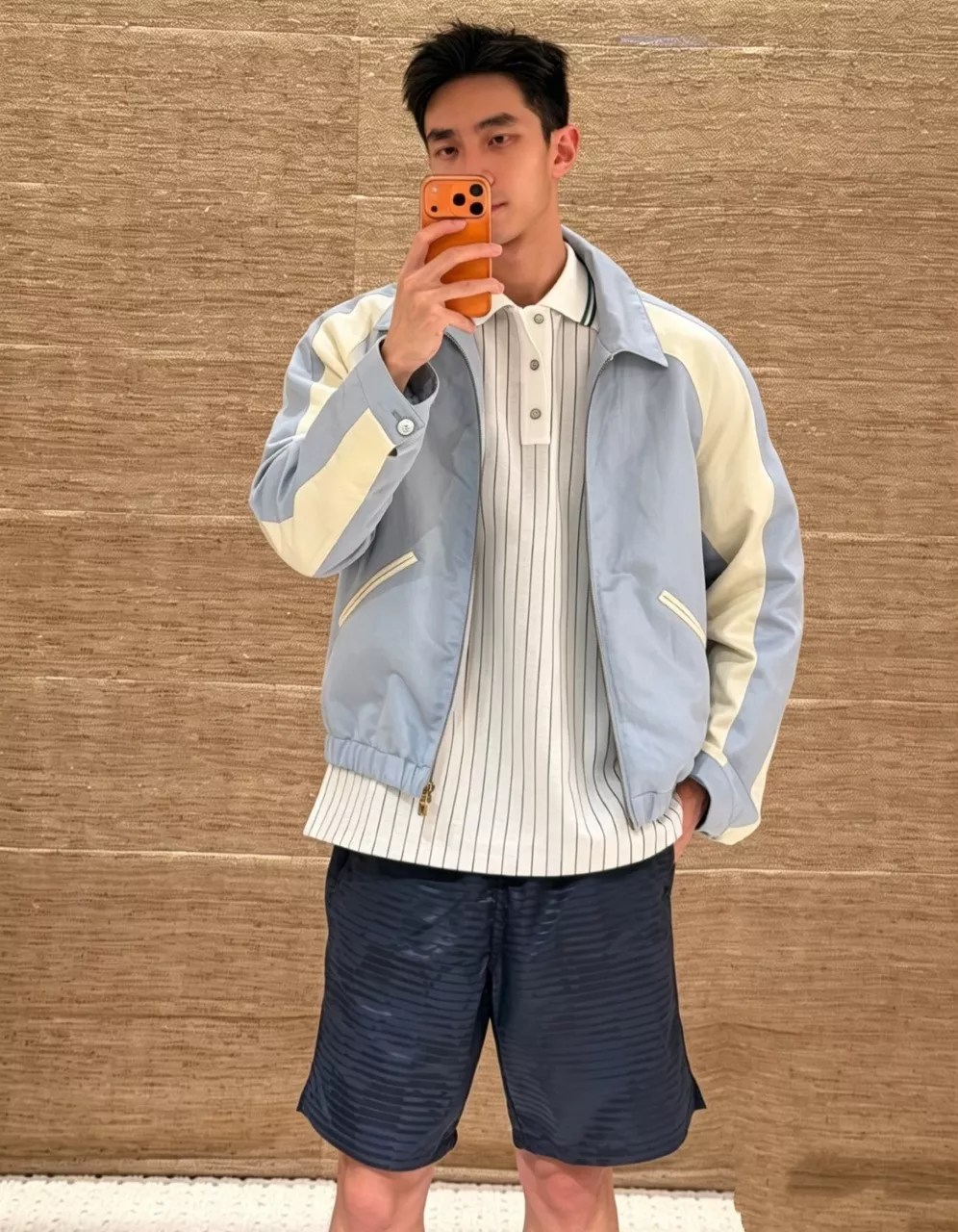 루이비통 다이내믹 모노그램 자카드 비치 하프 팬츠 상세 이미지 12