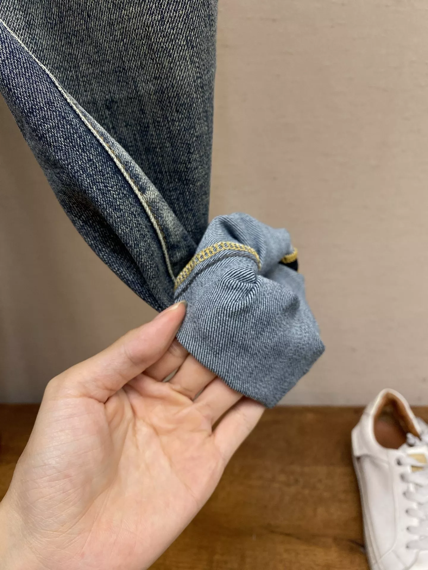 버버리 워싱 스트레이트 데님 팬츠 상세 이미지 7