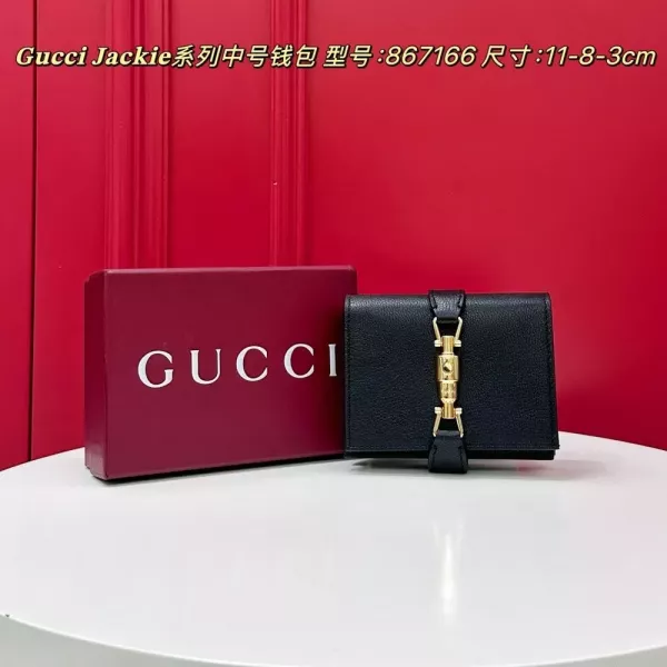 구찌 재키 시리즈 미디엄 레더 반지갑