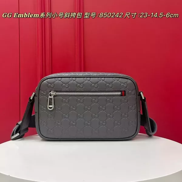 구찌 엠블럼 시리즈 소형 로고 패턴 카메라백