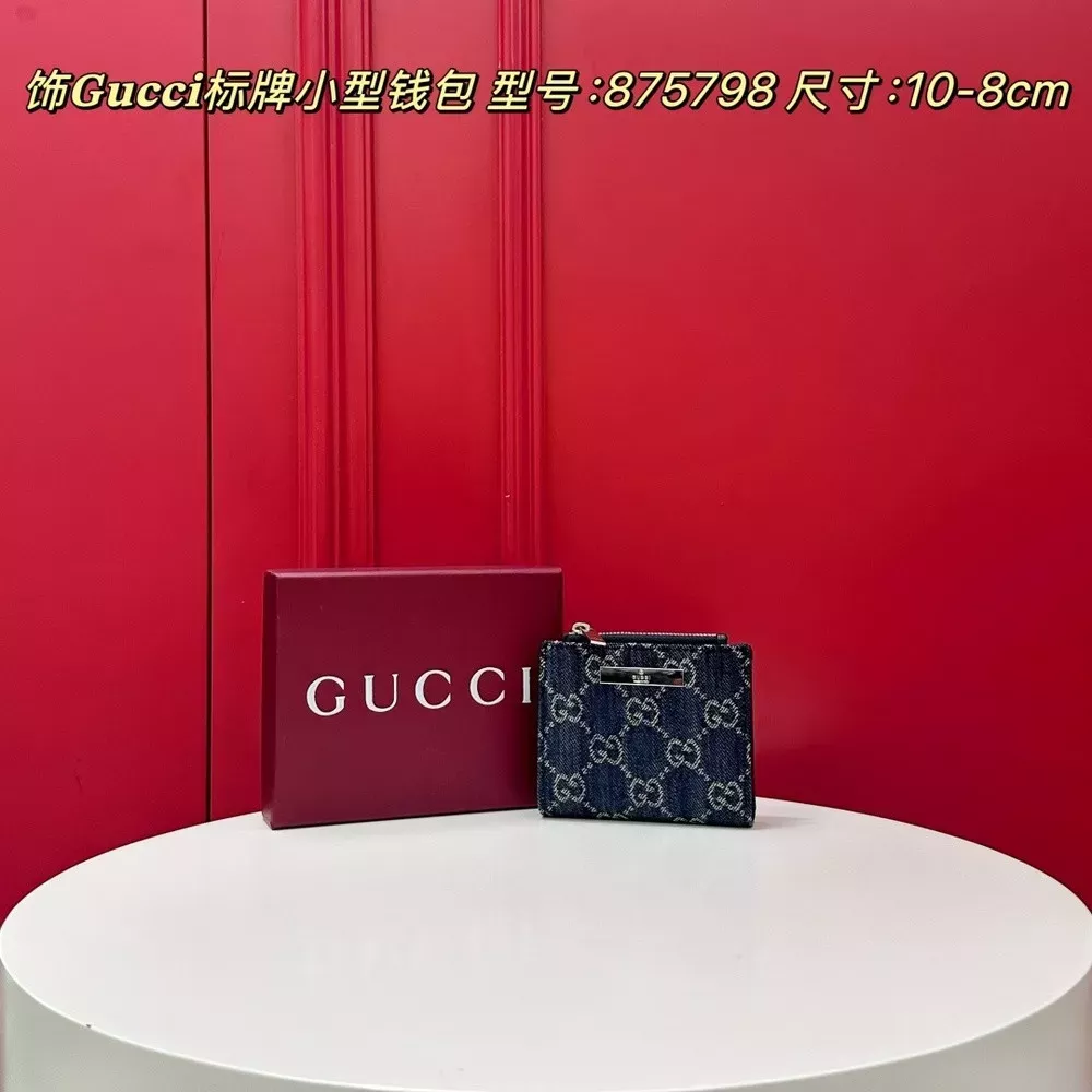 구찌 GG 로고 플레이트 소형 반지갑