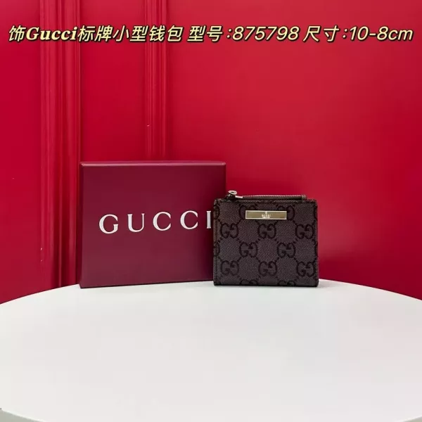 구찌 GG 패턴 로고 플레이트 소형 반지갑