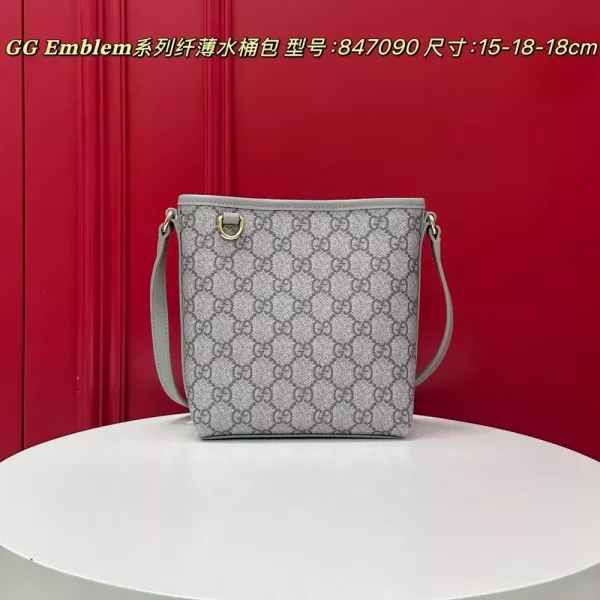 구찌 엠블럼 시리즈 슬림 크로스백