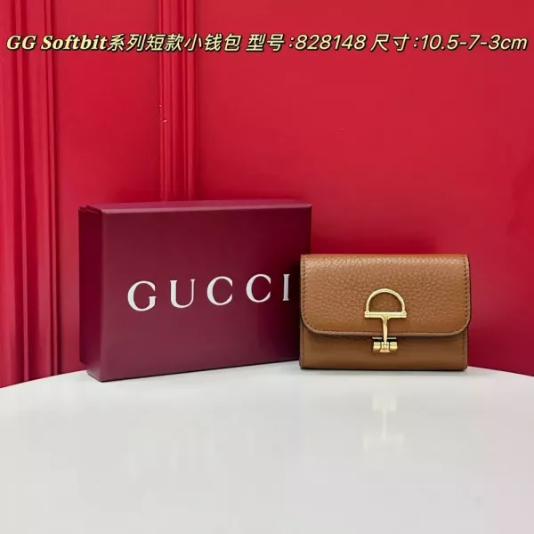 구찌 소프트빗 시리즈 레더 숏 월릿