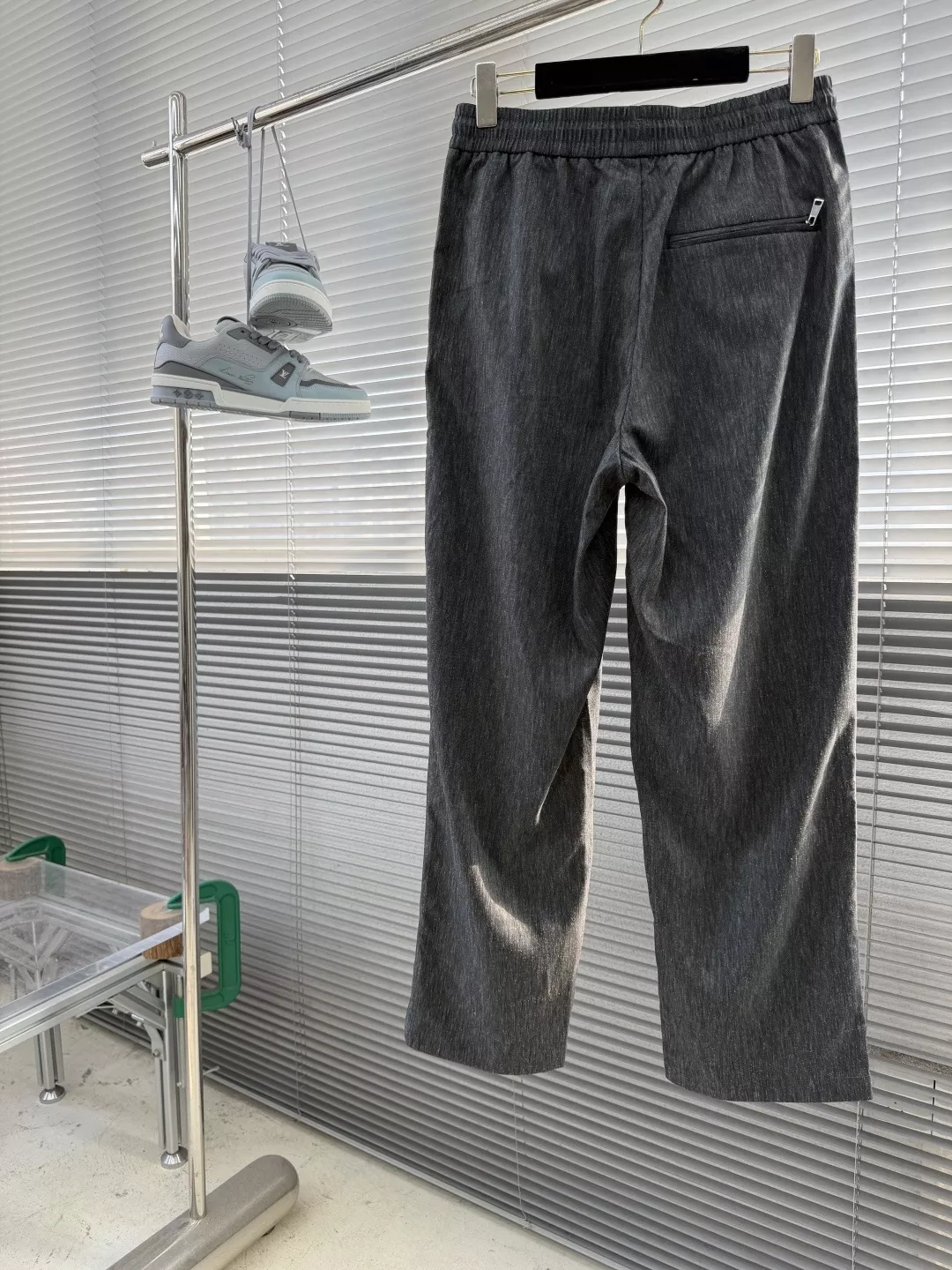 로로피아나 카키 린넨 블렌드 밴딩 캐쥬얼 팬츠 상세 이미지 2