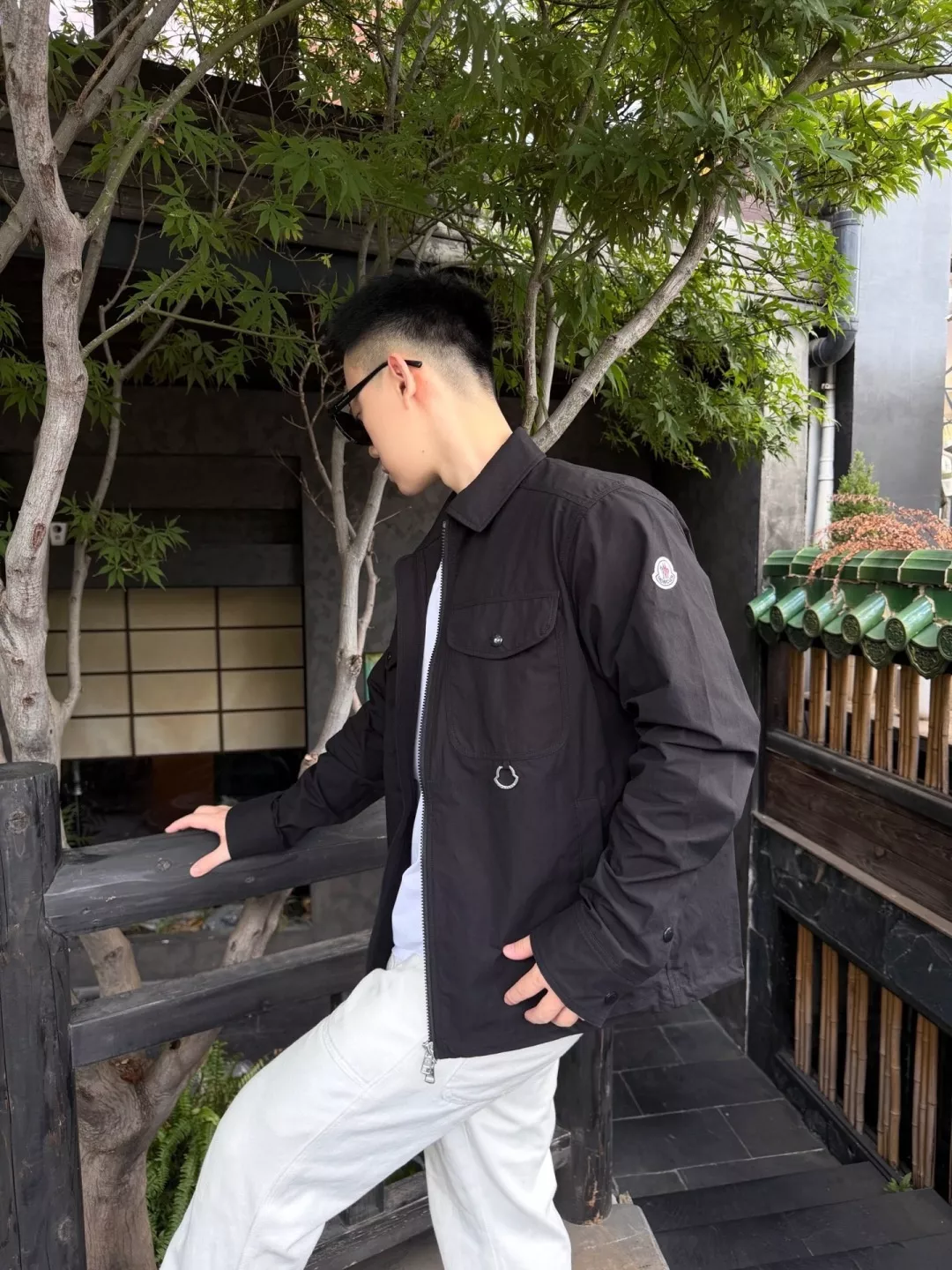 몽클레어 고밀도 코튼 플랩포켓 카라 집업 재킷 상세 이미지 31