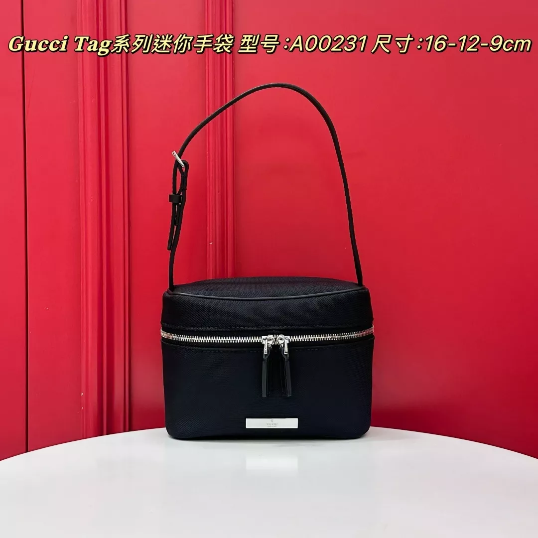 구찌 태그 시리즈 더블 지퍼 미니 핸드백 상세 이미지 1
