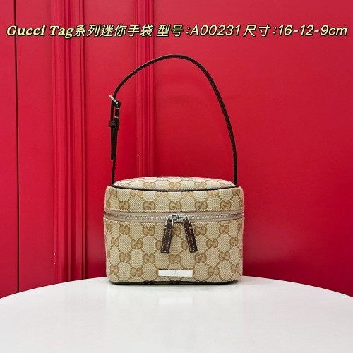 구찌 태그 시리즈 GG 패턴 미니 탑핸들 백