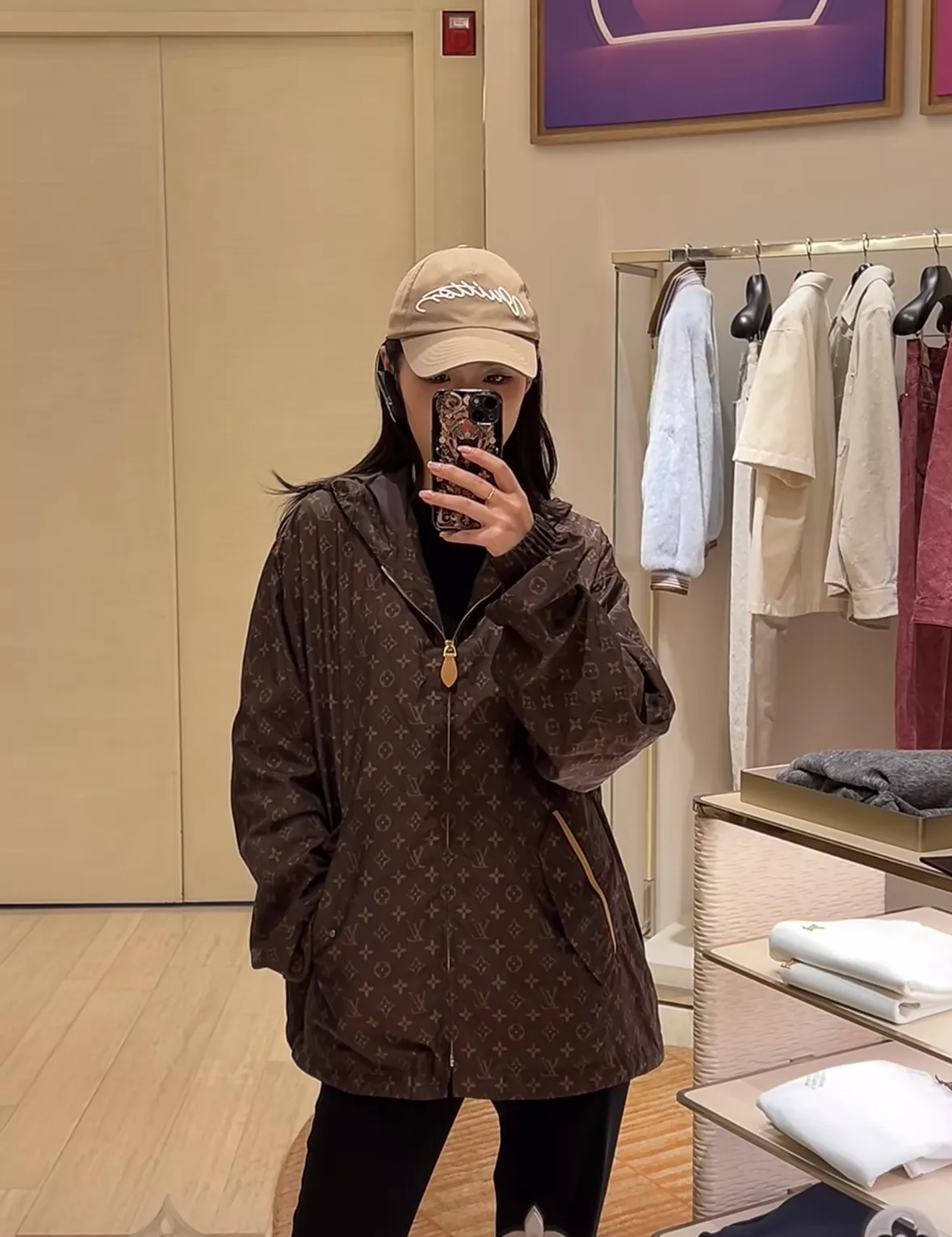루이비통 모노그램 후드 집업 재킷 상세 이미지 65