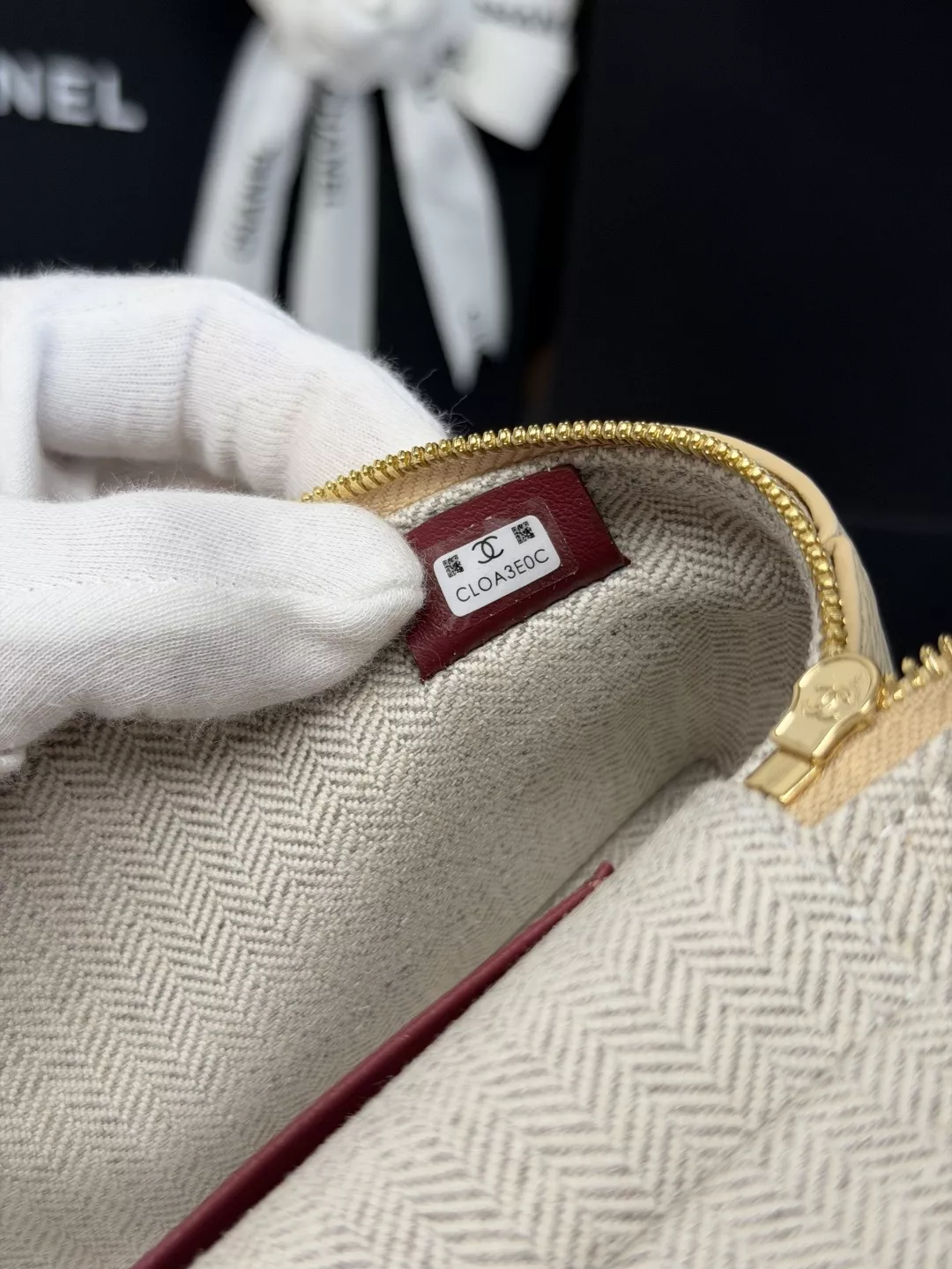 샤넬 미니멀 그레인 카프스킨 체인 크로스백 상세 이미지 11