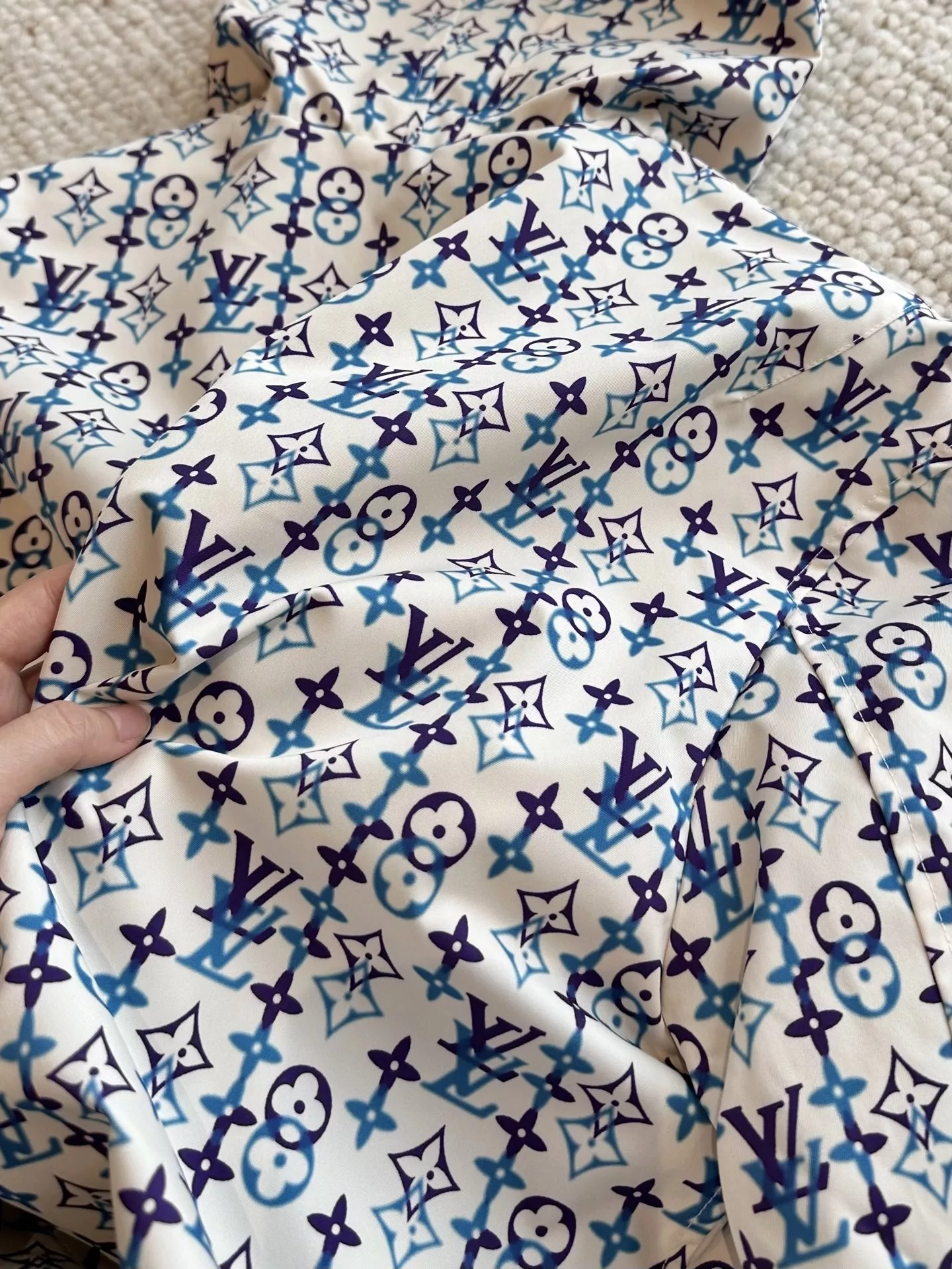 루이비통 양면 착용 모노그램 나일론 후드 재킷 상세 이미지 70