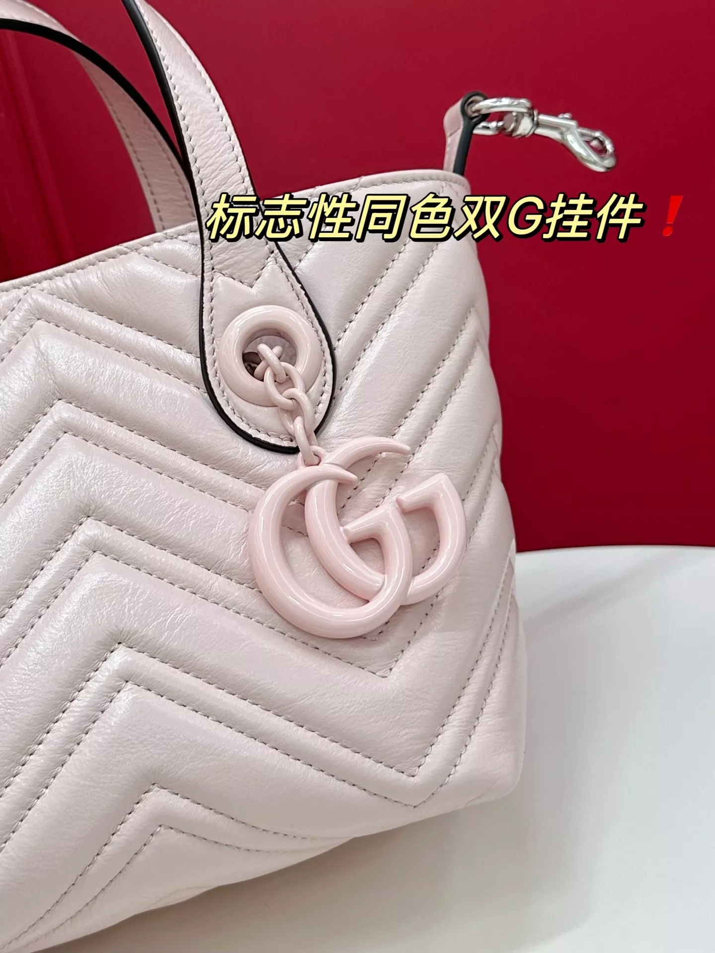구찌 마몬트 스몰 더블 G 참 토트백 상세 이미지 21