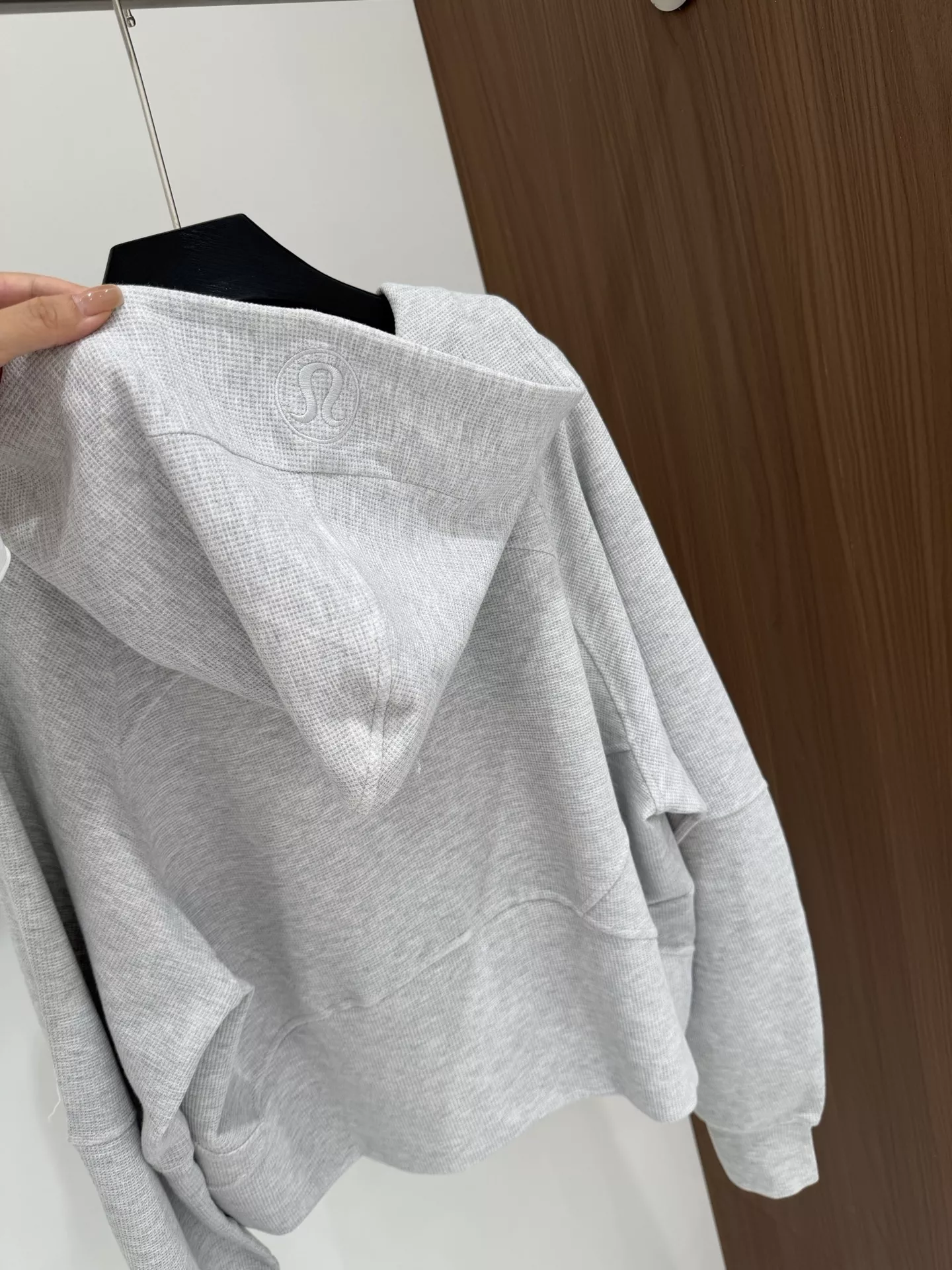 룰루레몬 와플 텍스처 풀집업 크롭 후드 재킷 상세 이미지 49