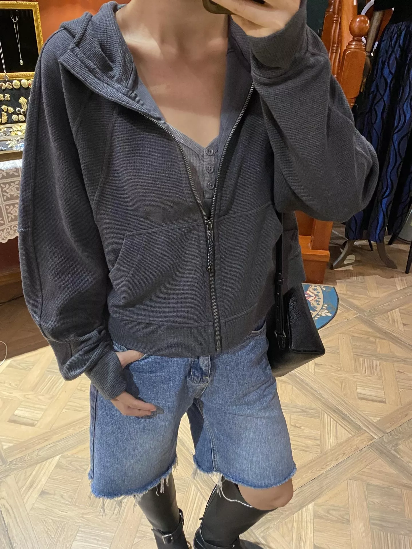 룰루레몬 와플 텍스처 풀집업 크롭 후드 재킷 상세 이미지 99