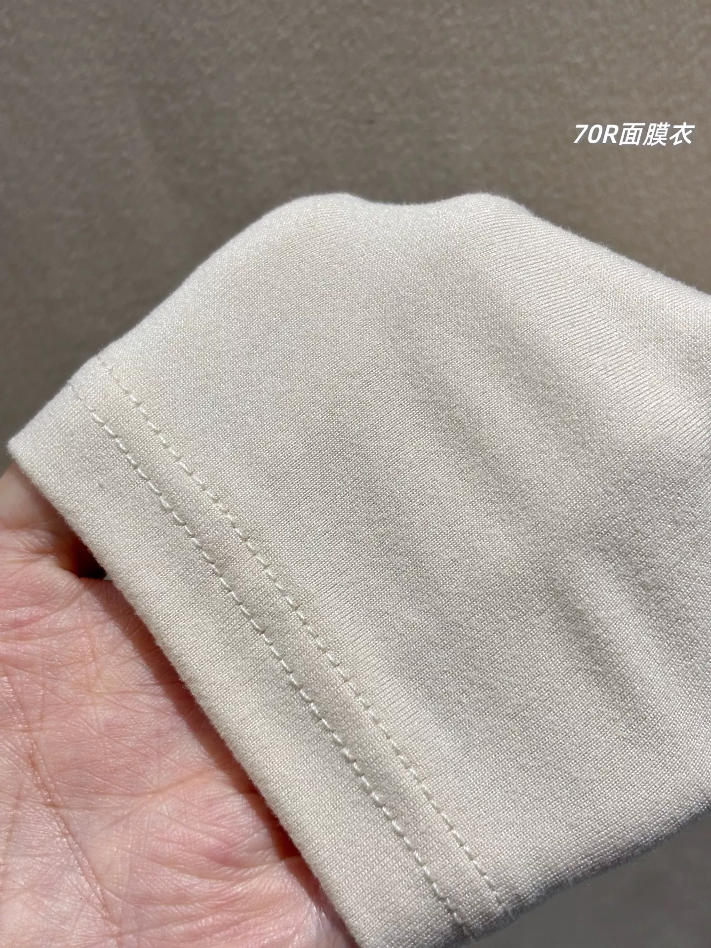 루이비통 반하이넥 슬림핏 긴소매 티셔츠 상세 이미지 7