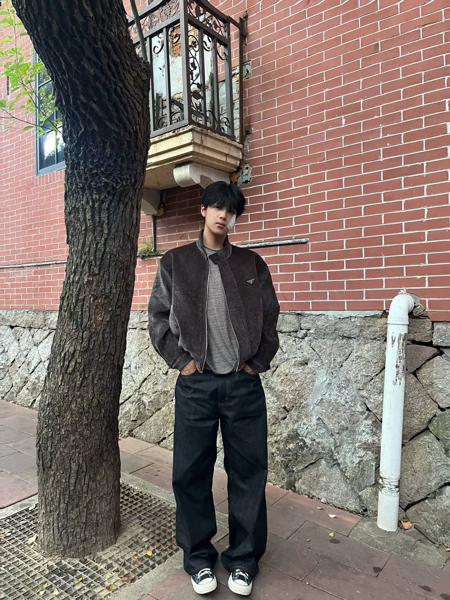 프라다 트리 텍스처 해링턴 집업 재킷 상세 이미지 25