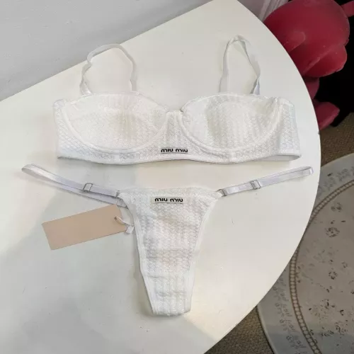 미우미우 와플 레이스 브라팬티 세트