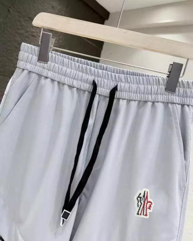 몽클레어 자수 로고 드로스트링 카고 팬츠 상세 이미지 22