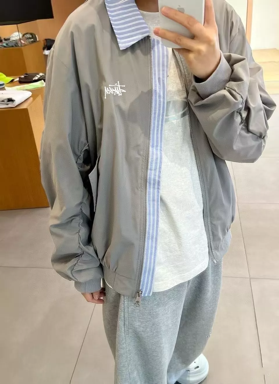 스투시 레이어드 카라 자수 집업 재킷 상세 이미지 9