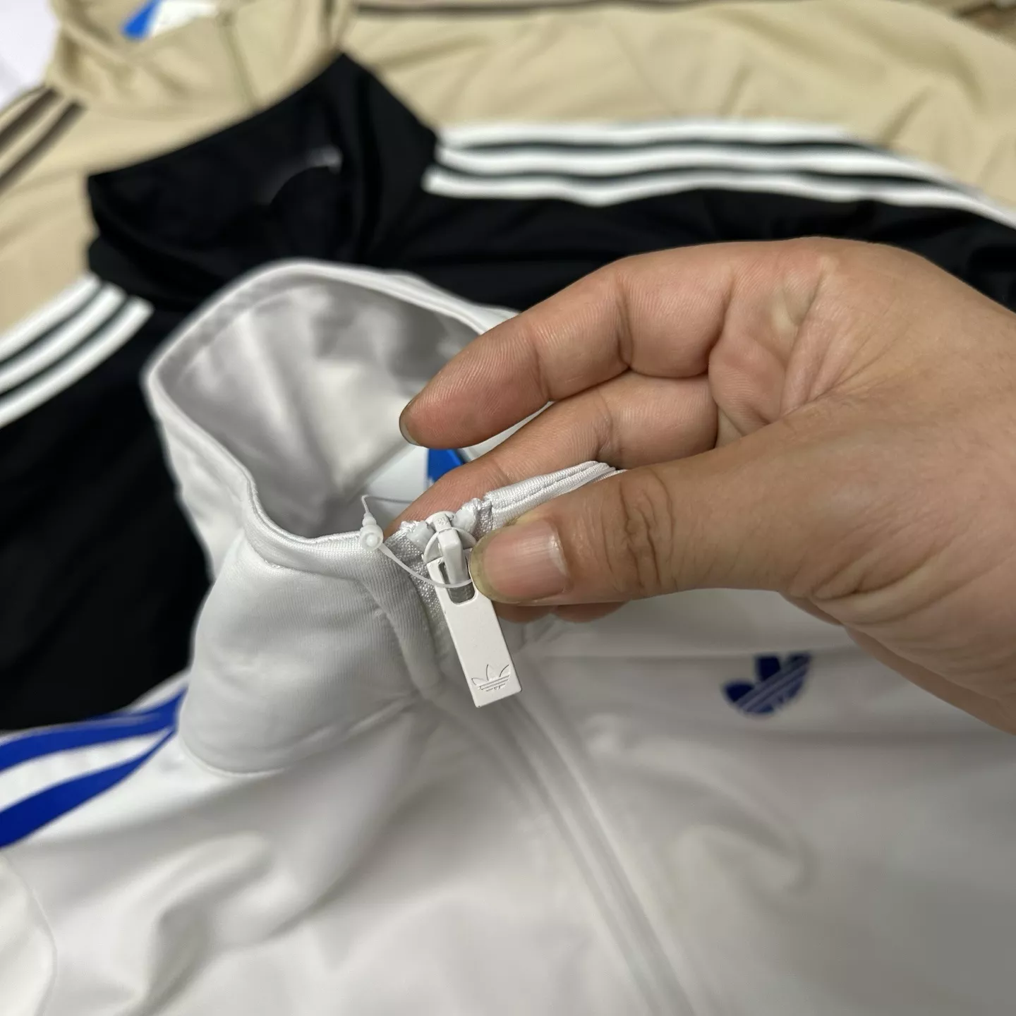 아디다스 삼선 스탠드넥 루즈핏 집업 재킷 상세 이미지 11