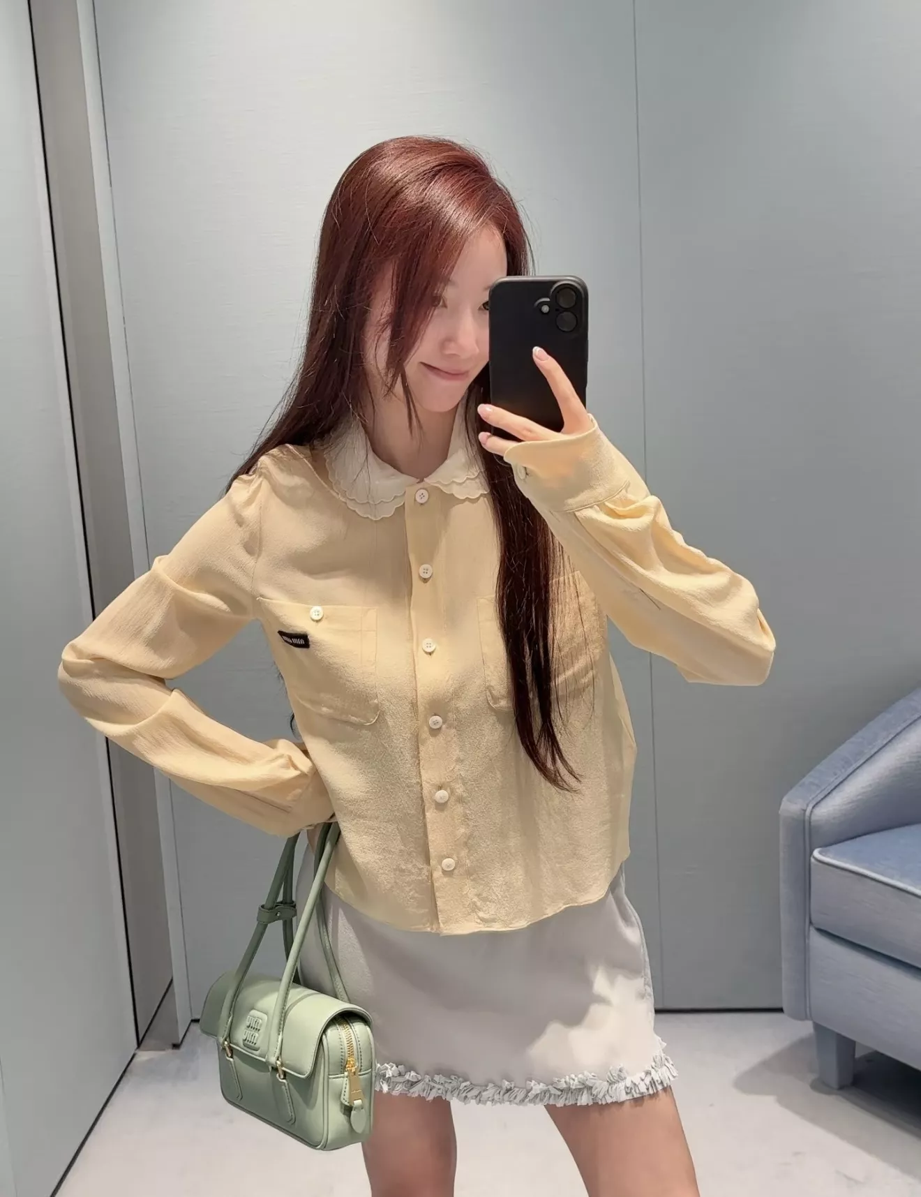 미우미우 실크 프릴 빅카라 긴소매 블라우스 상세 이미지 15