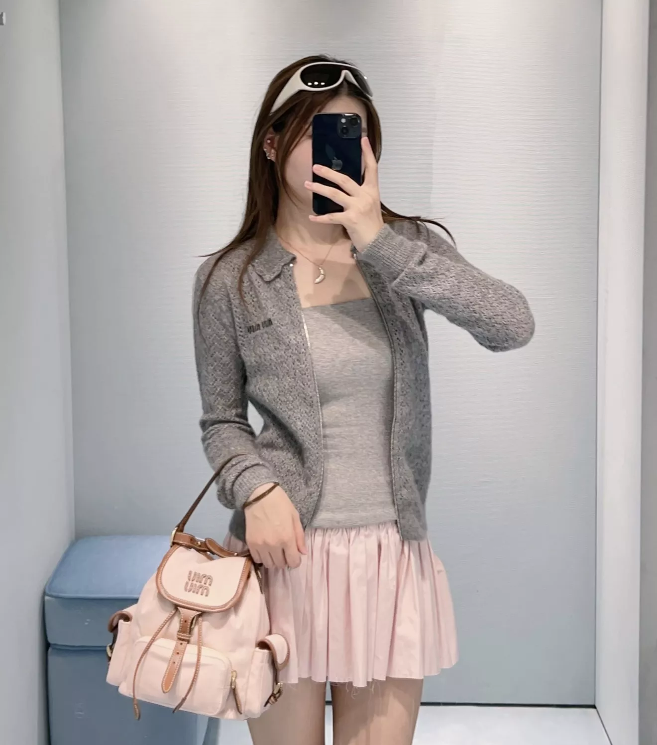 미우미우 플라워 칼라 펀칭 니트 지퍼 가디건 상세 이미지 15