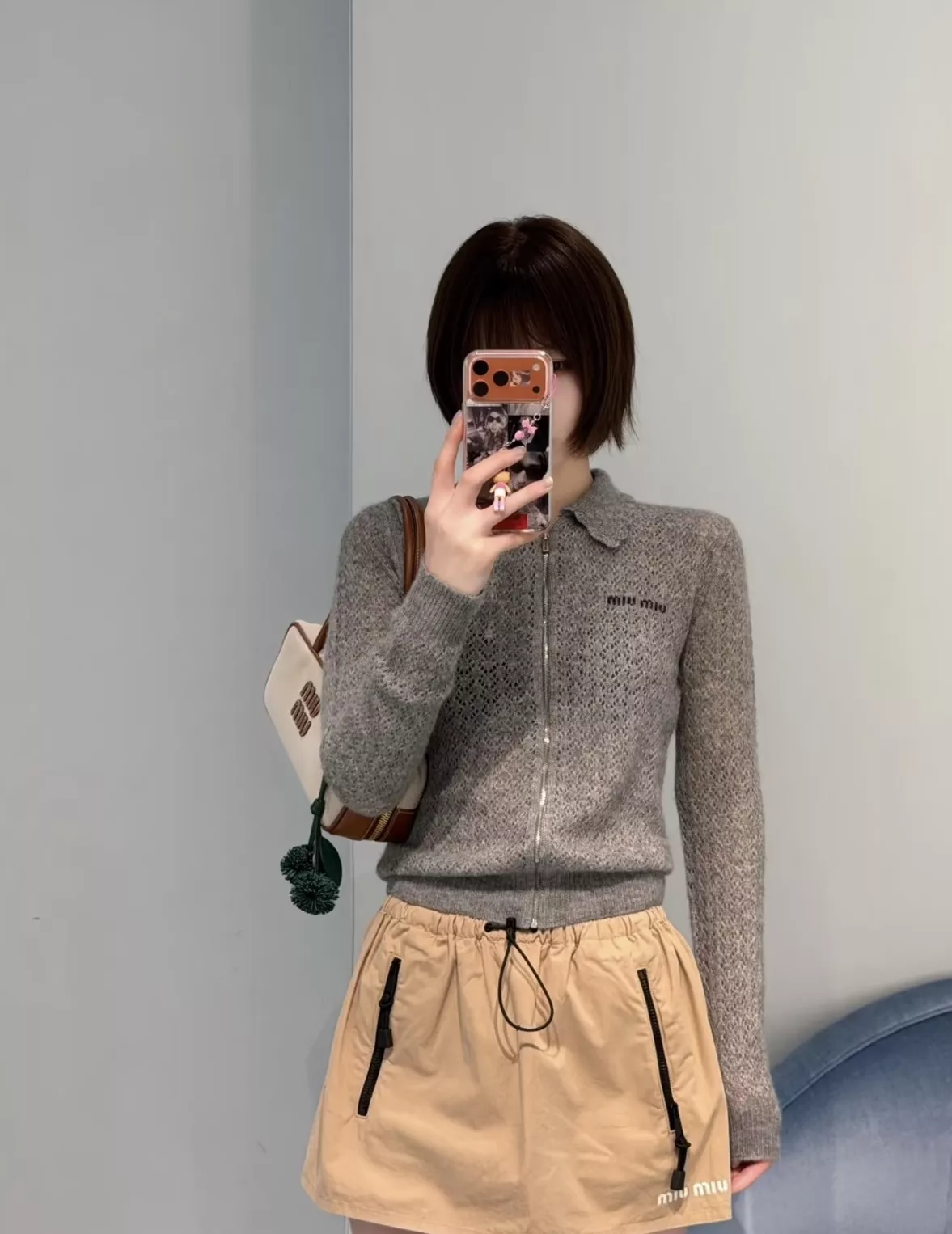 미우미우 플라워 칼라 펀칭 니트 지퍼 가디건 상세 이미지 17