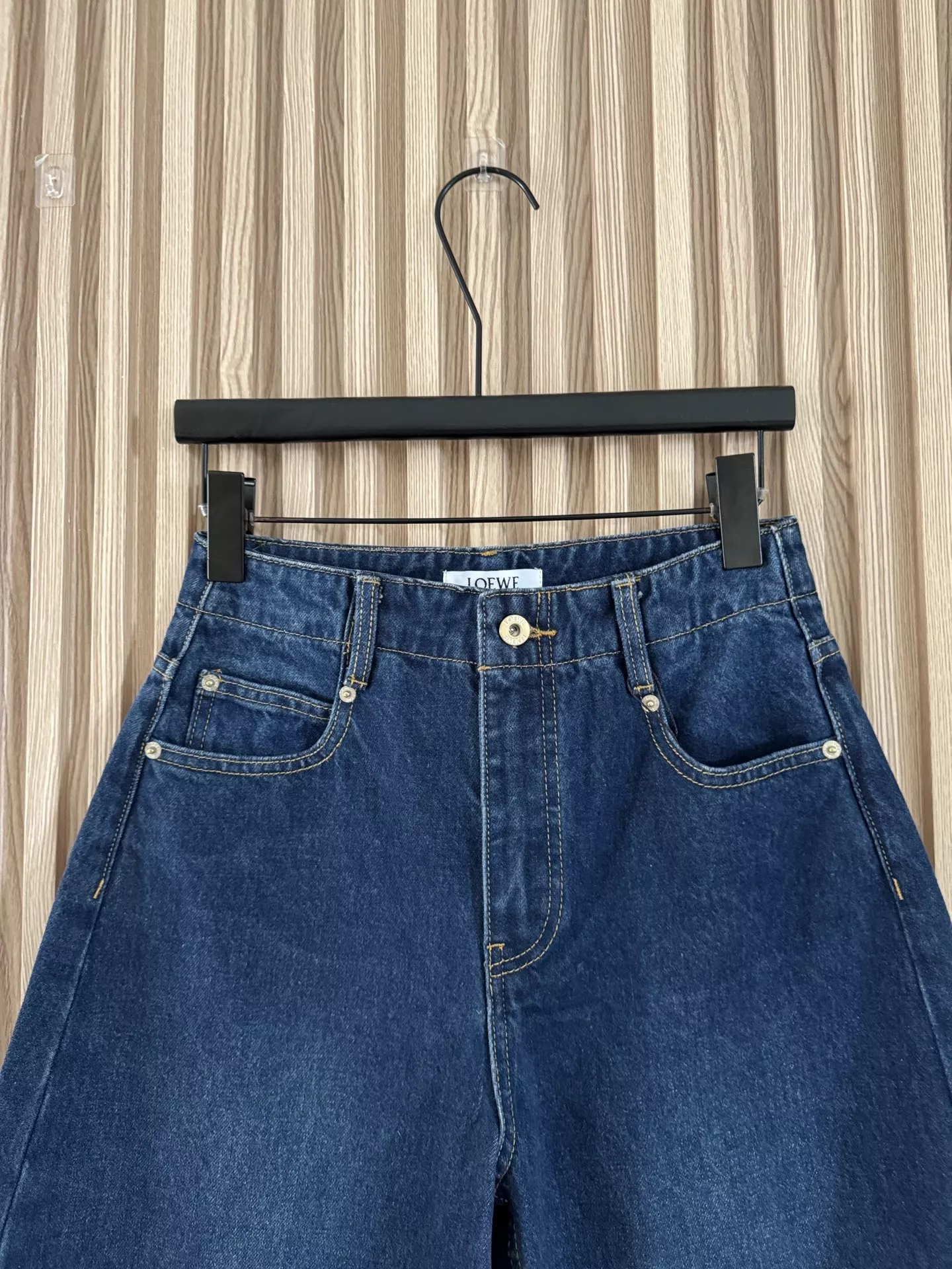 로에베 워시드 패치워크 커브드 와이드 데님 팬츠 상세 이미지 4