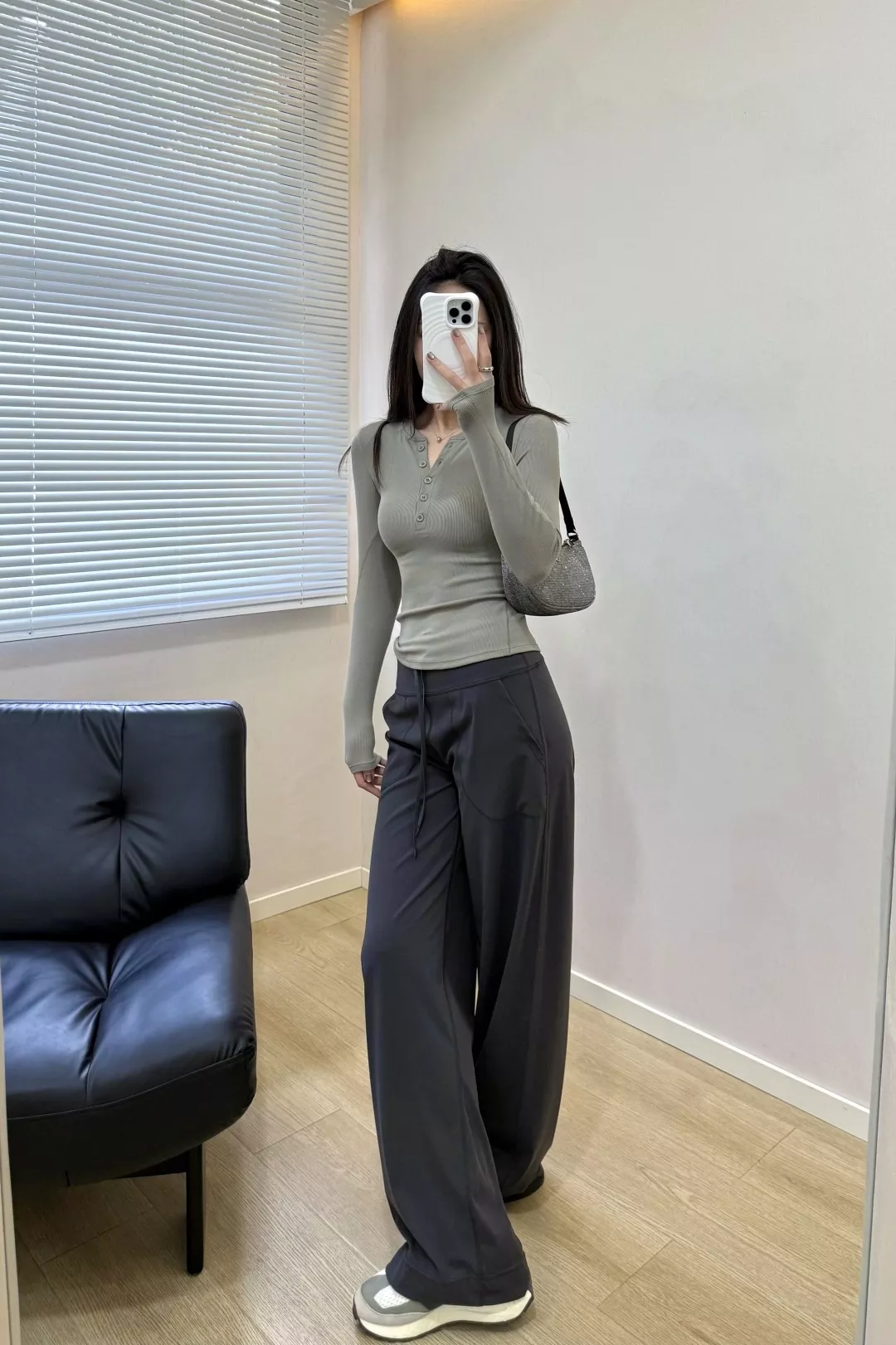 룰루레몬 하이웨이스트 드로스트링 와이드 팬츠 상세 이미지 30