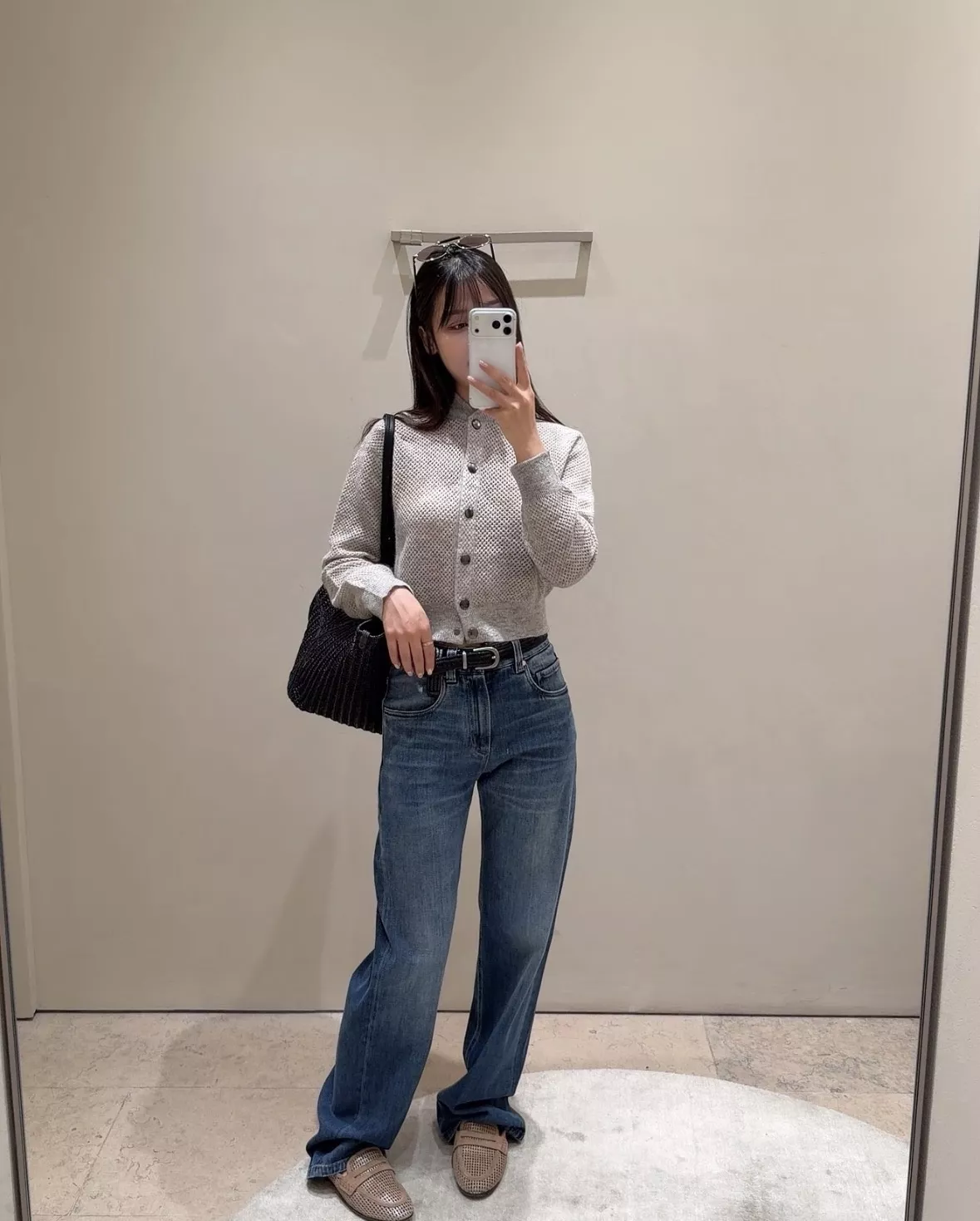 브루넬로쿠치넬리 멜란지 펀칭 니트 긴소매 가디건 상세 이미지 16