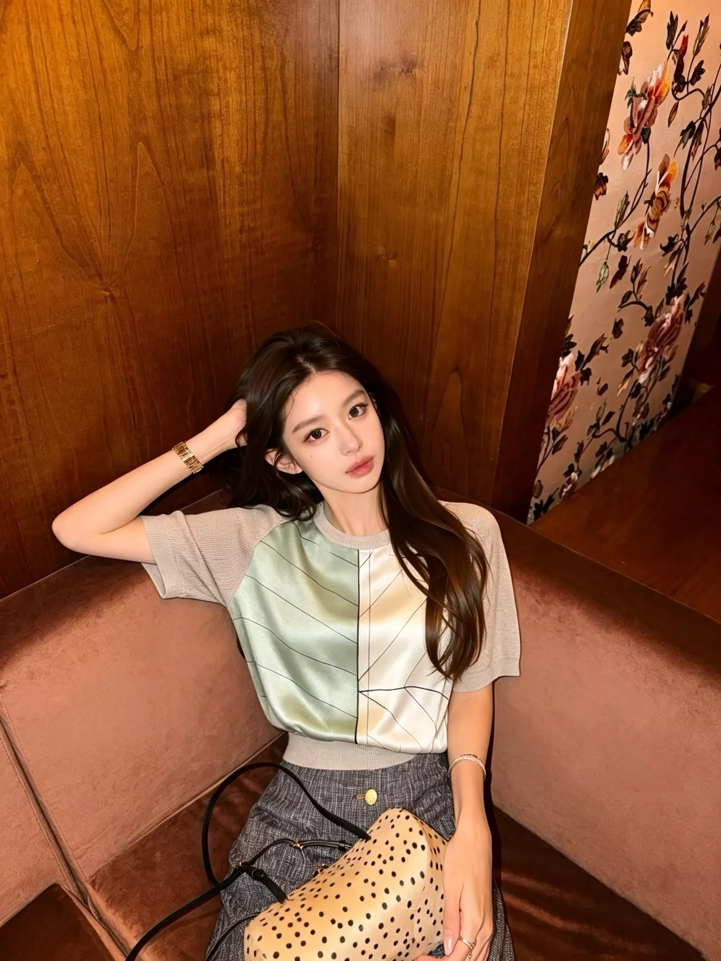 로로피아나 실크 배색 워터컬러 기하학 반소매 니트 상세 이미지 17